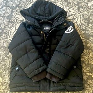 DKNY Little Boys Puffer Coat Size 5-6